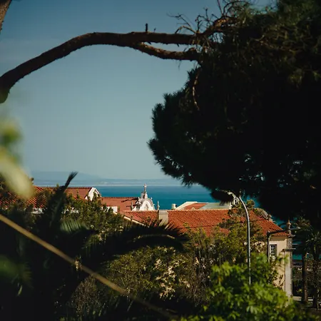 A House In - Adults Only 3* Estoril