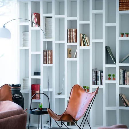 A House In - Adults Only Hotel