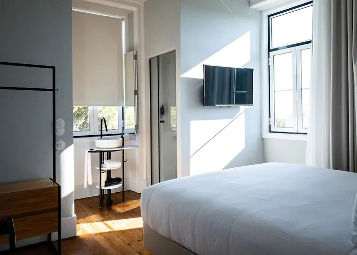 A House In - Adults Only Hotel