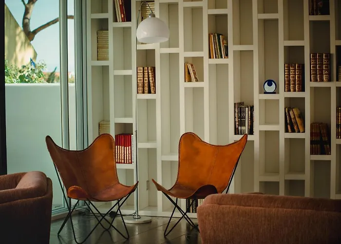 A House In - Adults Only Hotel