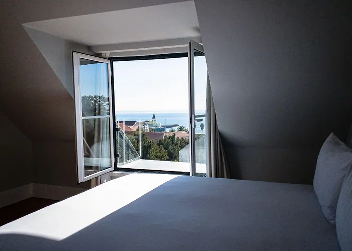 A House In - Adults Only 2* Estoril