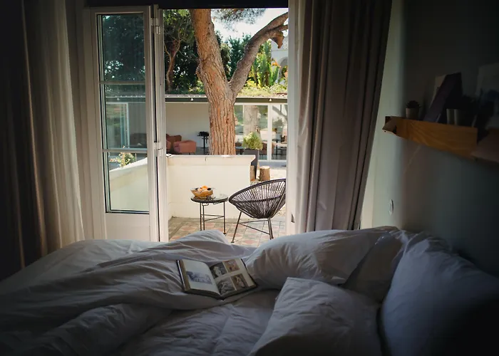 A House In - Adults Only Hotel