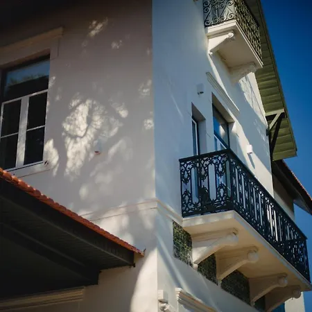 A House In - Adults Only Hotel Estoril